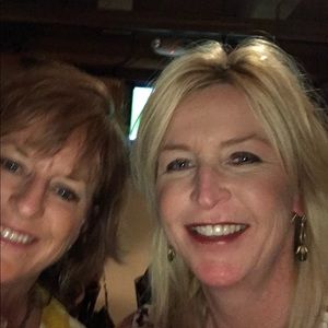 Meet your Posher, Delaine